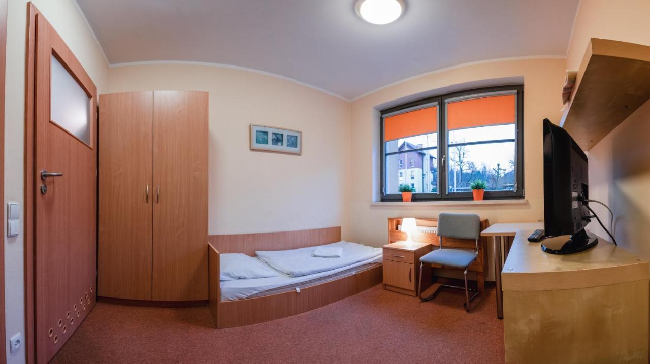 Gdanska Szkola Szermierki Hostel Exterior foto