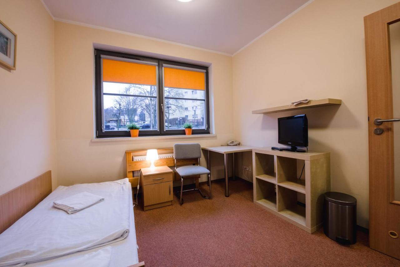 Gdanska Szkola Szermierki Hostel Exterior foto